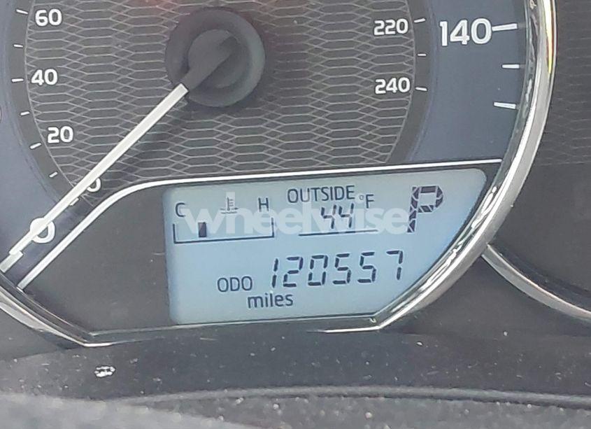 Photo 15 of 2015 Toyota Corolla LE (VIN 5YFBURHE0FP305952)