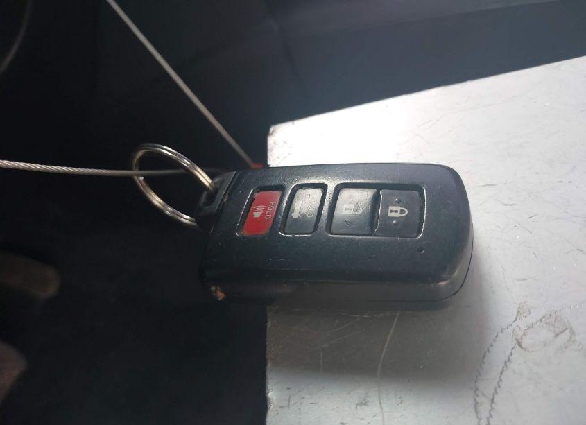 Photo 11 of 2015 Toyota Corolla L/LE/LE PLS/PRM/S/S PLS (VIN 5YFBURHE0FP314179)