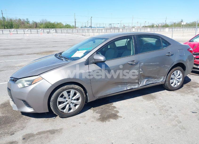 Photo 6 of 2016 Toyota Corolla LE (VIN 5YFBURHE0GP371998)
