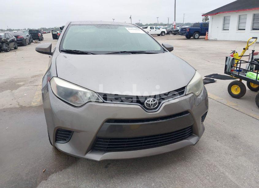 Photo 12 of 2016 Toyota Corolla LE (VIN 5YFBURHE0GP372696)