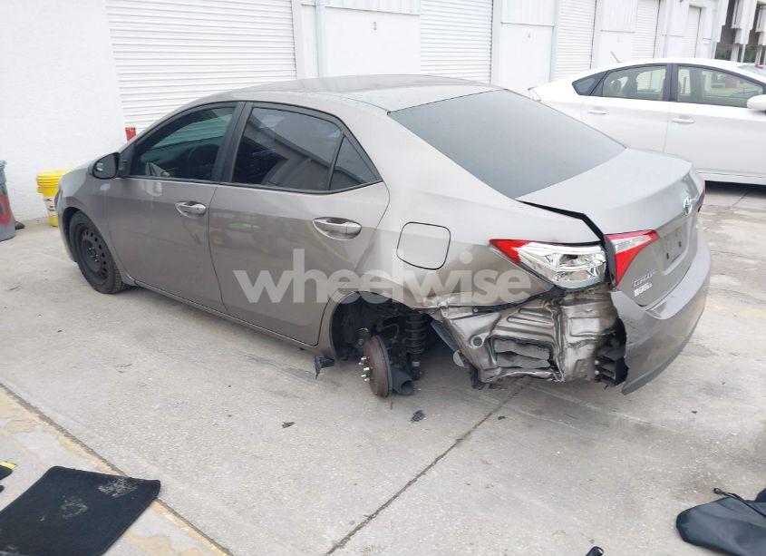 Photo 3 of 2016 Toyota Corolla LE (VIN 5YFBURHE0GP372696)