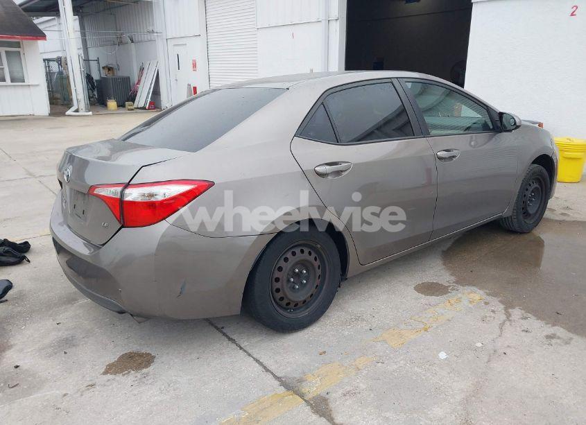Photo 4 of 2016 Toyota Corolla LE (VIN 5YFBURHE0GP372696)