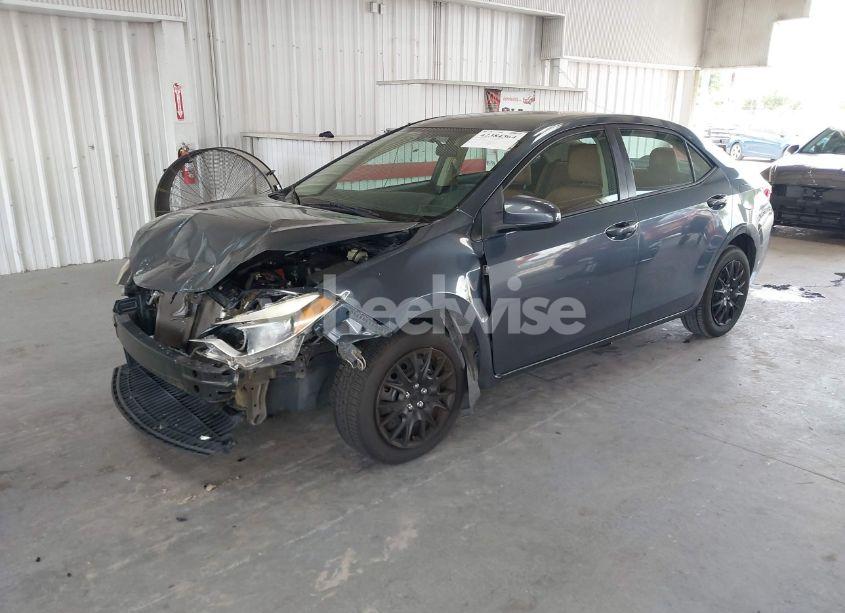 Photo 2 of 2016 Toyota Corolla LE (VIN 5YFBURHE0GP375002)