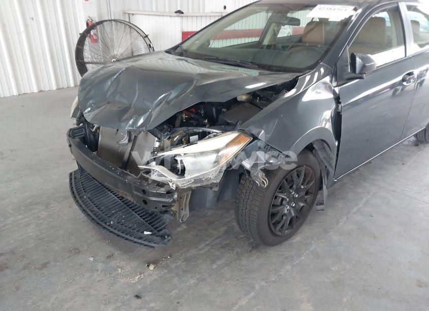 Photo 6 of 2016 Toyota Corolla LE (VIN 5YFBURHE0GP375002)