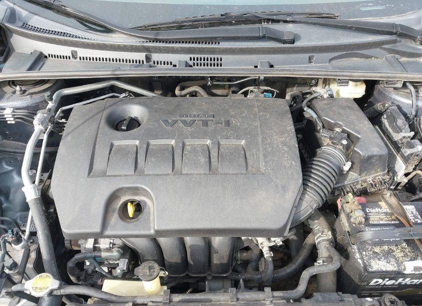 Photo 10 of 2016 Toyota Corolla LE (VIN 5YFBURHE0GP380183)