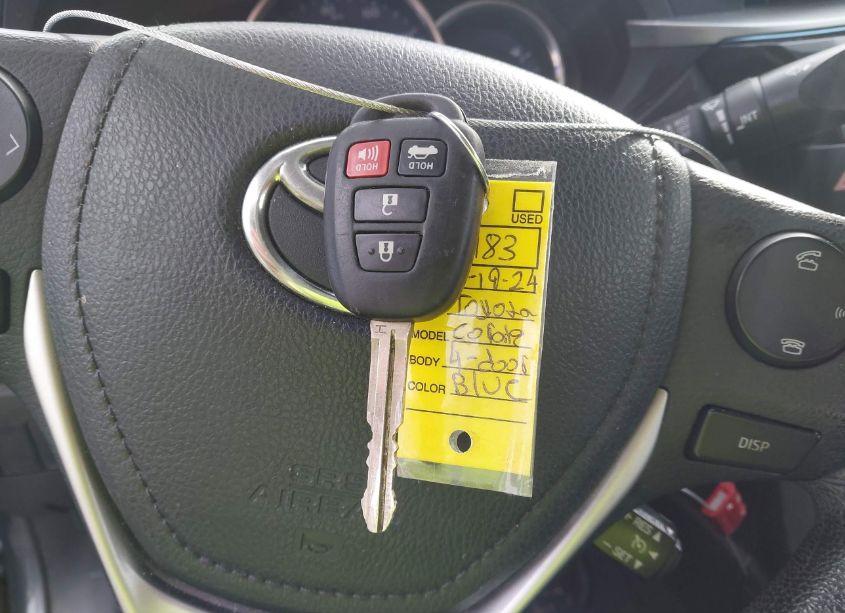 Photo 11 of 2016 Toyota Corolla LE (VIN 5YFBURHE0GP380183)