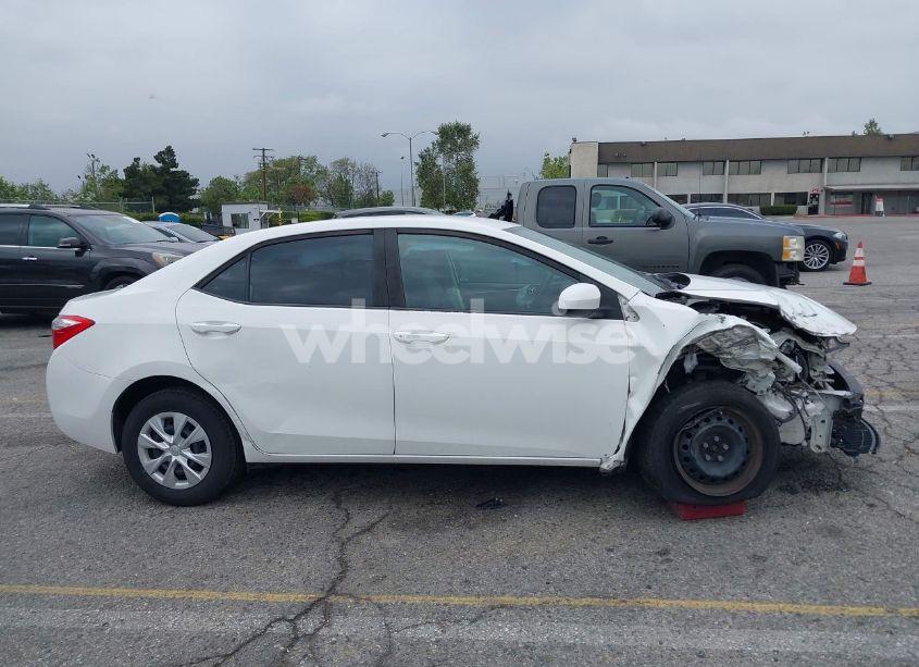 Photo 12 of 2016 Toyota Corolla L (VIN 5YFBURHE0GP392074)