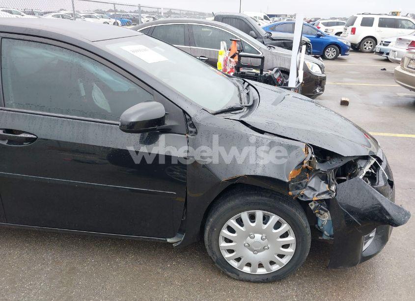 Photo 17 of 2016 Toyota Corolla LE (VIN 5YFBURHE0GP394083)