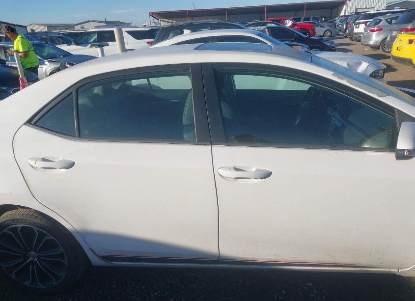 Photo 13 of 2016 Toyota Corolla S PLUS (VIN 5YFBURHE0GP408435)