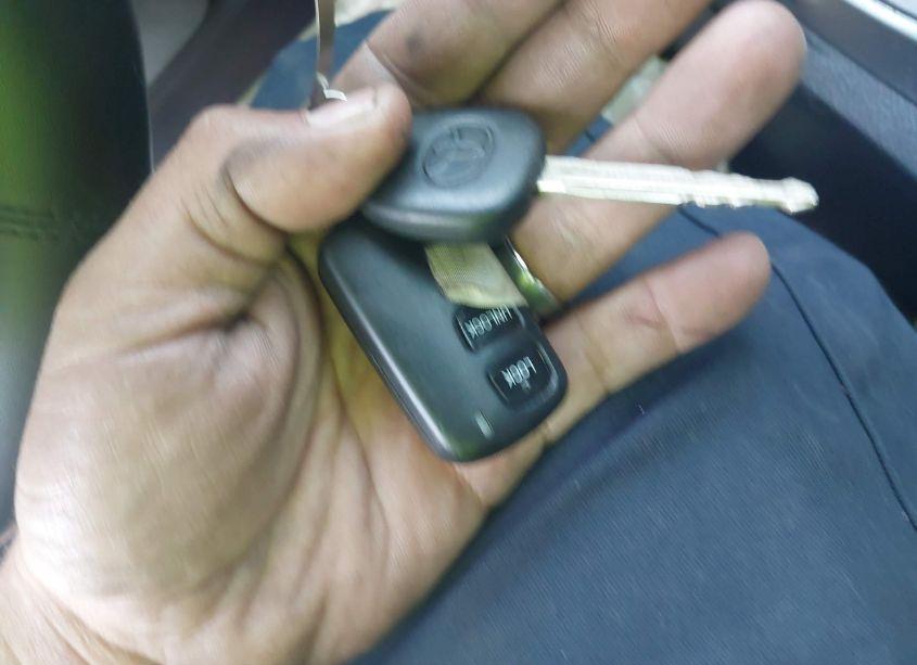 Photo 11 of 2016 Toyota Corolla L (VIN 5YFBURHE0GP461233)