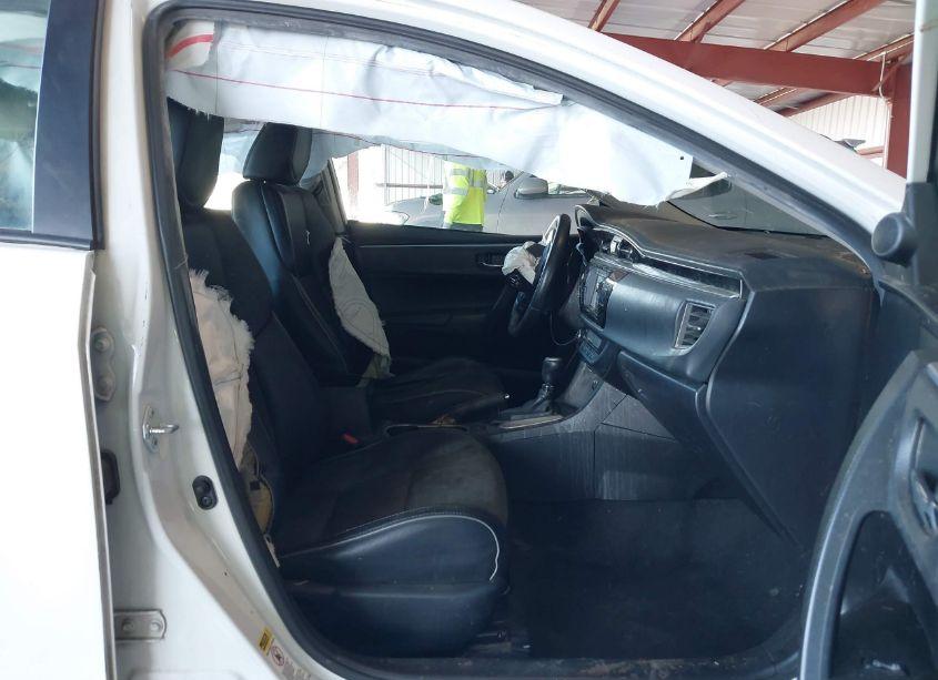 Photo 5 of 2016 Toyota Corolla S (VIN 5YFBURHE0GP493258)