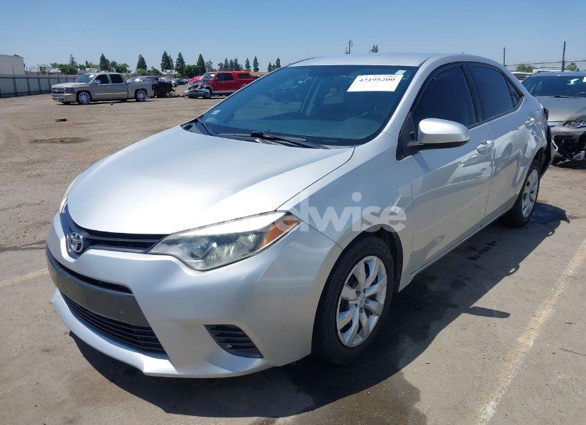 Photo 2 of 2016 Toyota Corolla LE (VIN 5YFBURHE0GP503383)