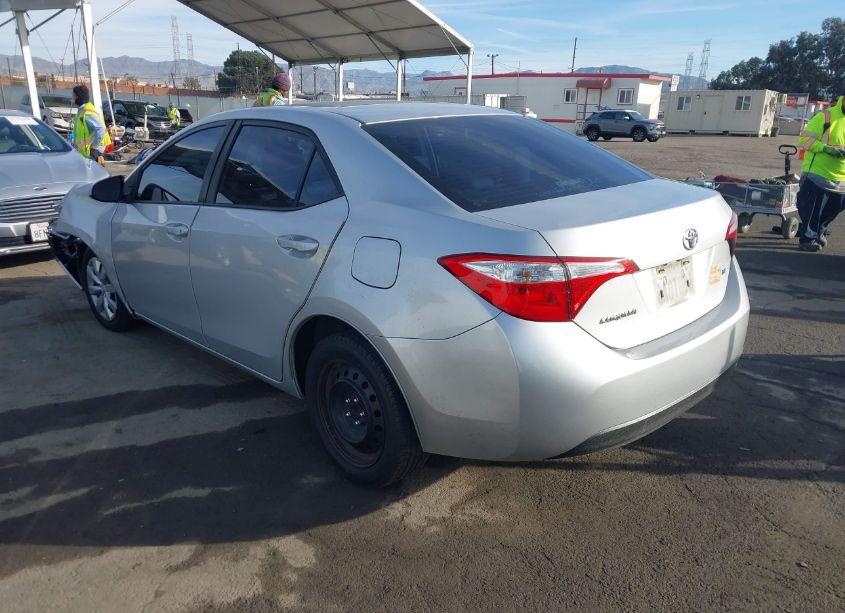 Photo 3 of 2016 Toyota Corolla LE (VIN 5YFBURHE0GP504579)