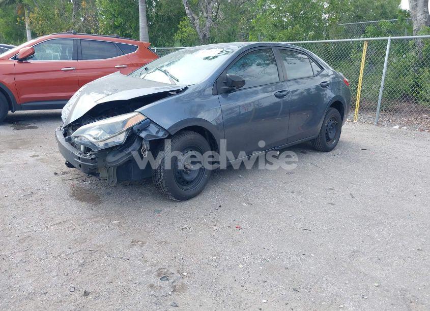 Photo 2 of 2016 Toyota Corolla L (VIN 5YFBURHE0GP509135)