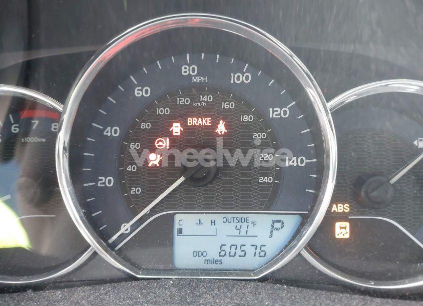 Photo 15 of 2016 Toyota Corolla LE (VIN 5YFBURHE0GP528865)