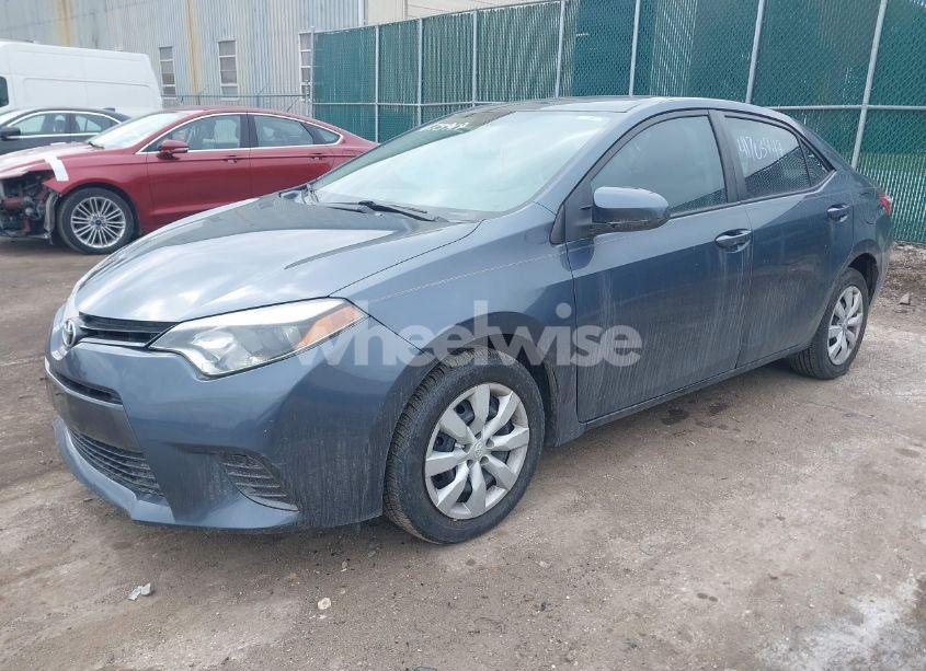 Photo 2 of 2016 Toyota Corolla LE (VIN 5YFBURHE0GP528865)