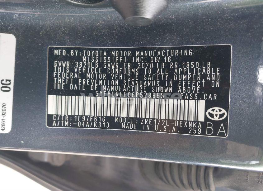 Photo 9 of 2016 Toyota Corolla LE (VIN 5YFBURHE0GP528865)