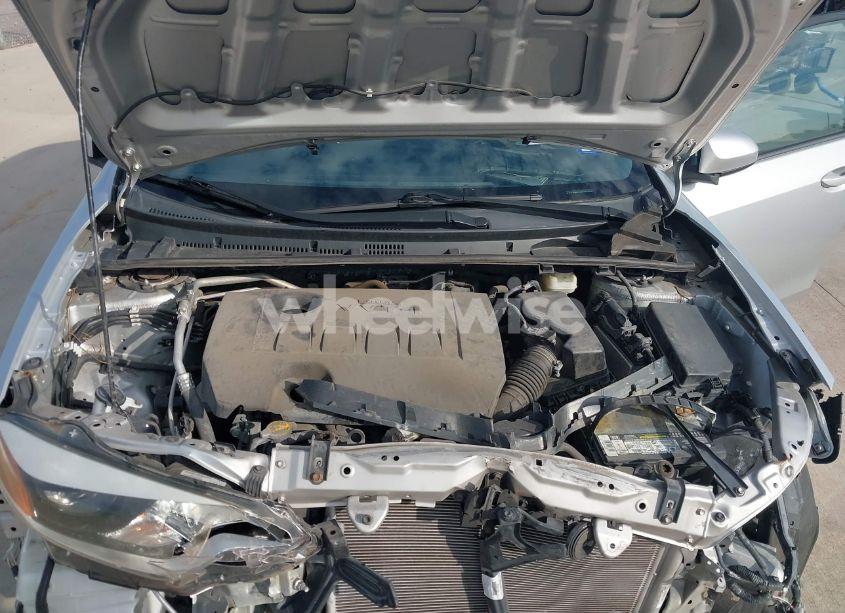 Photo 10 of 2016 Toyota Corolla LE (VIN 5YFBURHE0GP535525)