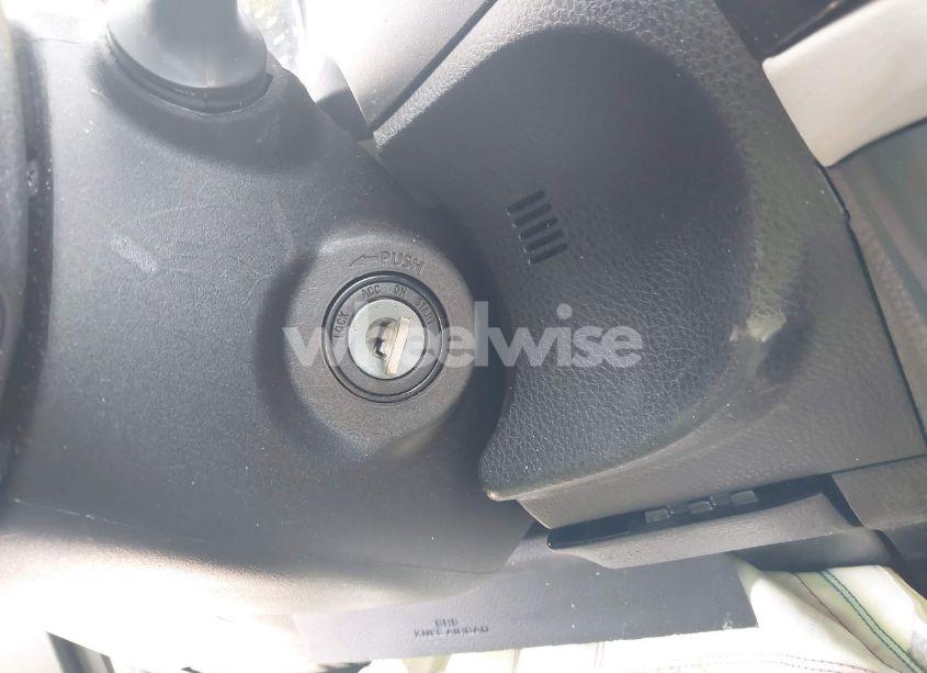 Photo 11 of 2016 Toyota Corolla LE (VIN 5YFBURHE0GP535525)