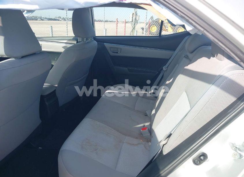 Photo 8 of 2016 Toyota Corolla LE (VIN 5YFBURHE0GP535525)