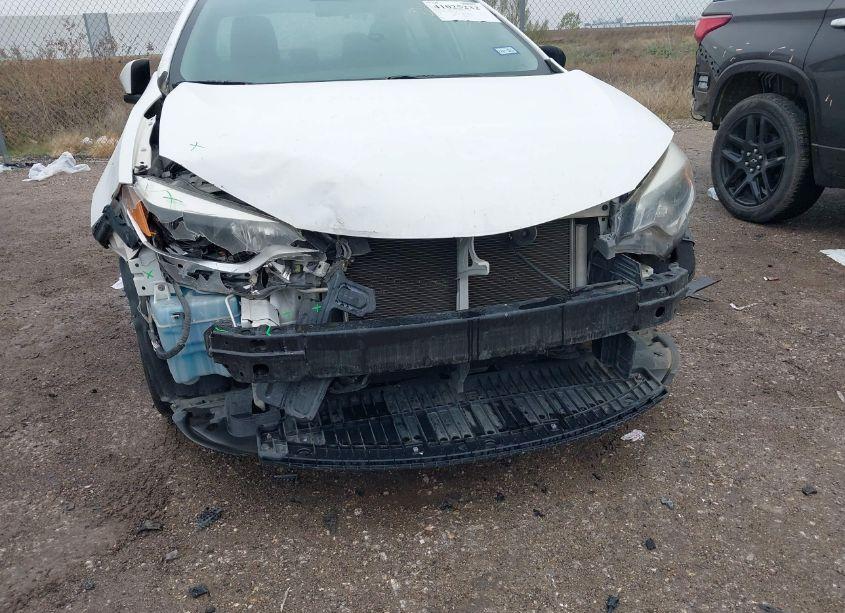 Photo 6 of 2016 Toyota Corolla LE (VIN 5YFBURHE0GP554687)