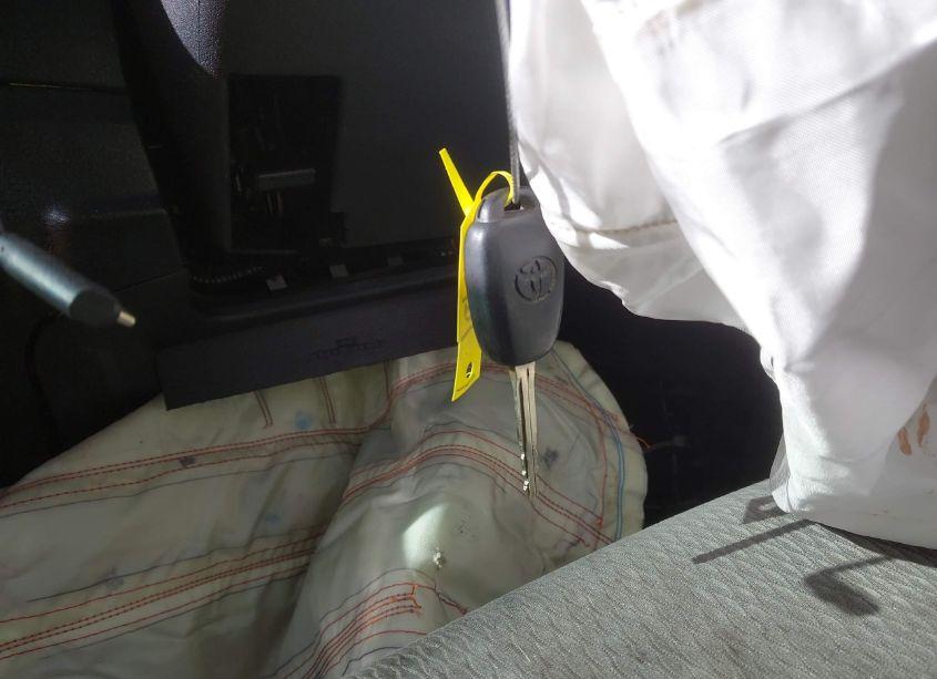 Photo 11 of 2016 Toyota Corolla LE (VIN 5YFBURHE0GP558478)