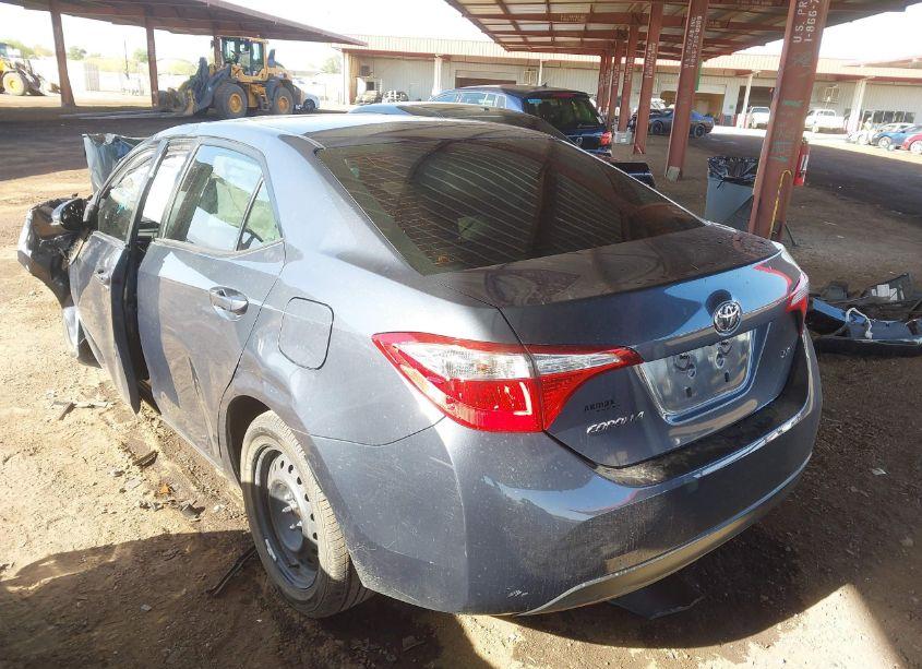 Photo 3 of 2016 Toyota Corolla LE (VIN 5YFBURHE0GP558478)