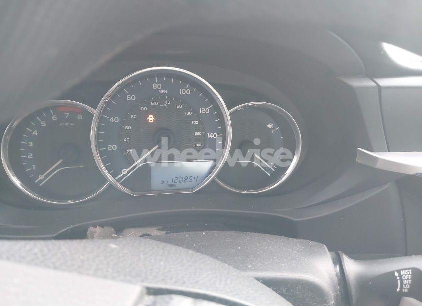 Photo 7 of 2016 Toyota Corolla LE (VIN 5YFBURHE0GP560974)