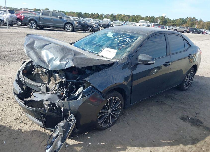 Photo 2 of 2016 Toyota Corolla S PLUS (VIN 5YFBURHE0GP563535)