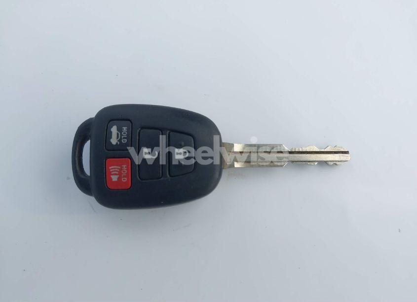 Photo 11 of 2016 Toyota Corolla S PLUS (VIN 5YFBURHE0GP564197)