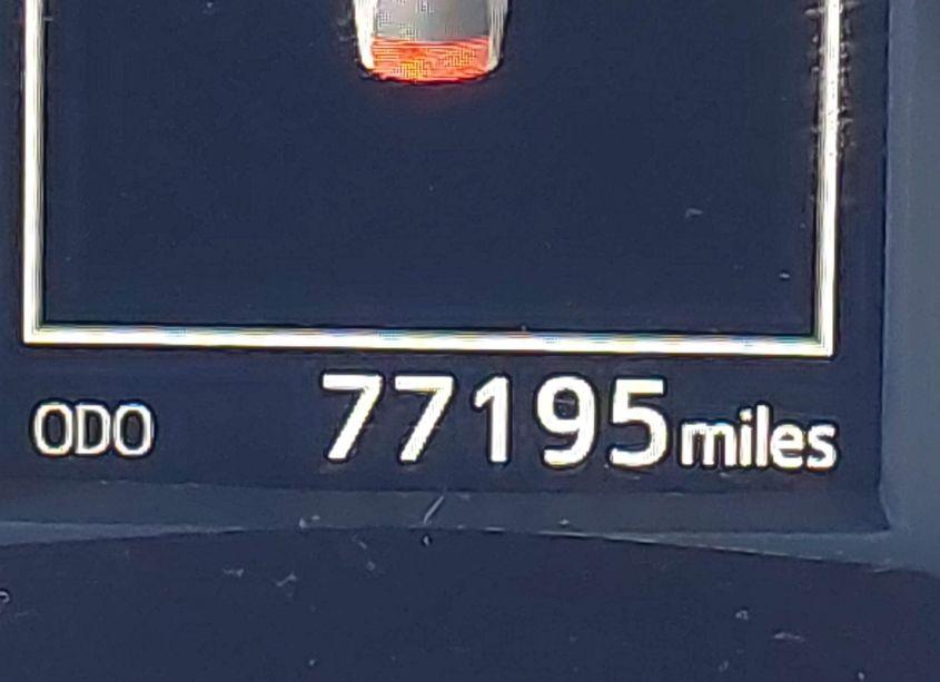 Photo 15 of 2017 Toyota Corolla SE SPECIAL EDITION (VIN 5YFBURHE0HP595869)