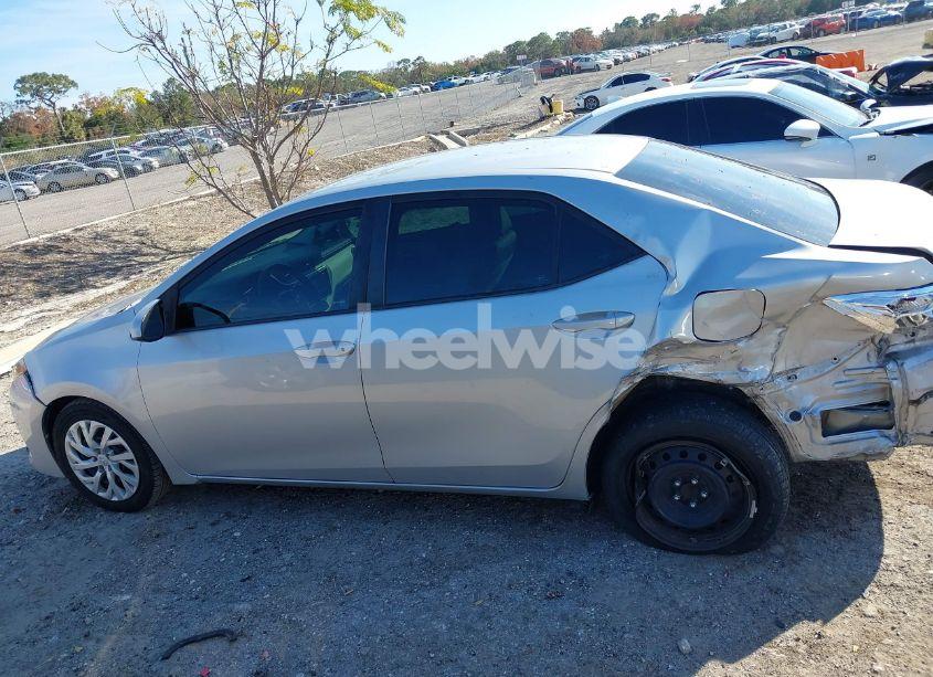 Photo 14 of 2017 Toyota Corolla LE (VIN 5YFBURHE0HP597024)