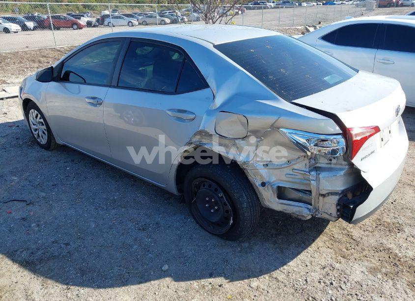 Photo 3 of 2017 Toyota Corolla LE (VIN 5YFBURHE0HP597024)