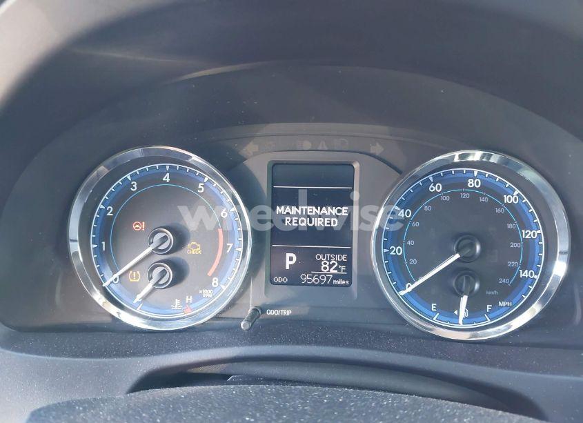 Photo 7 of 2017 Toyota Corolla LE (VIN 5YFBURHE0HP597024)