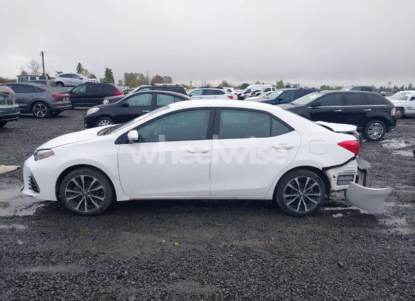 Photo 14 of 2017 Toyota Corolla SE (VIN 5YFBURHE0HP602402)