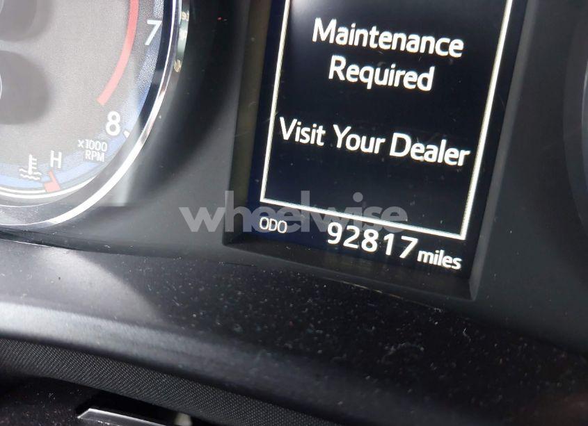 Photo 15 of 2017 Toyota Corolla SE (VIN 5YFBURHE0HP602402)