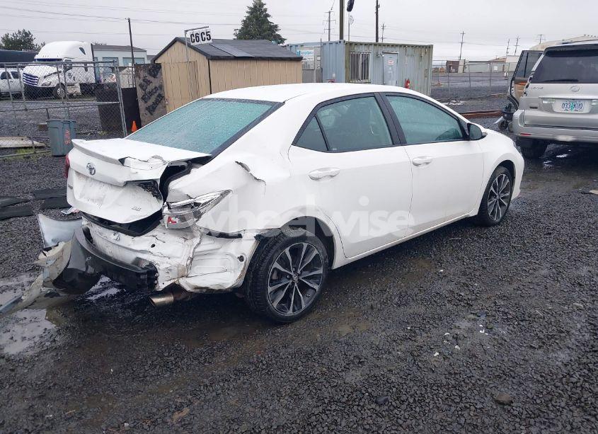 Photo 4 of 2017 Toyota Corolla SE (VIN 5YFBURHE0HP602402)