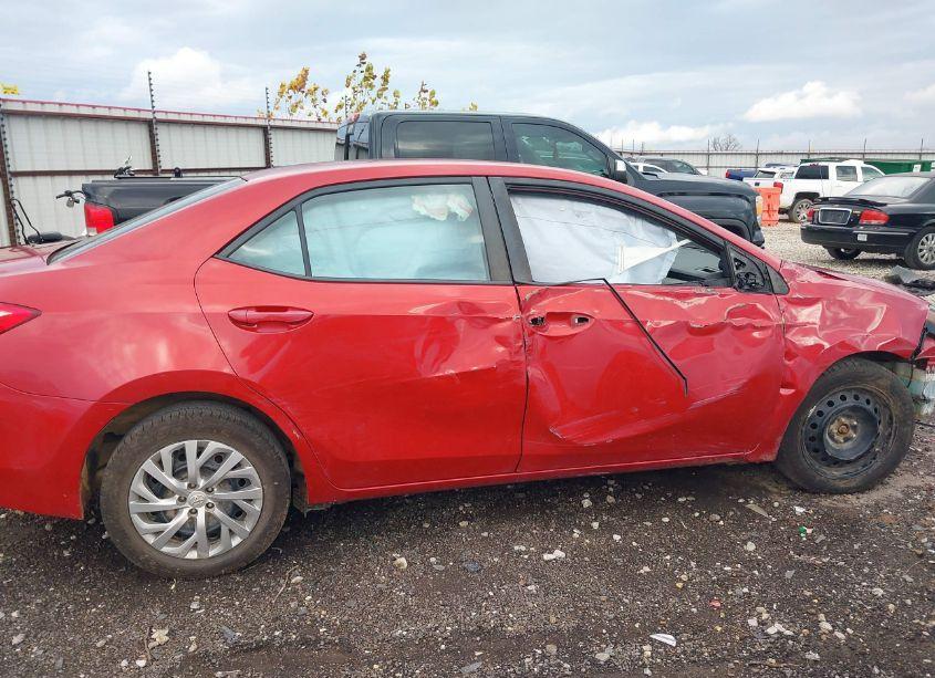 Photo 14 of 2017 Toyota Corolla LE (VIN 5YFBURHE0HP610452)