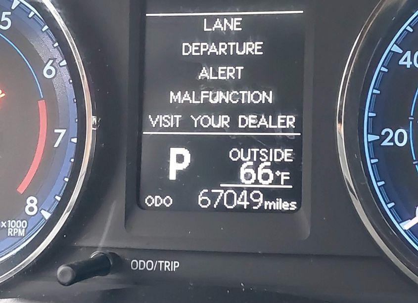 Photo 16 of 2017 Toyota Corolla LE (VIN 5YFBURHE0HP610452)