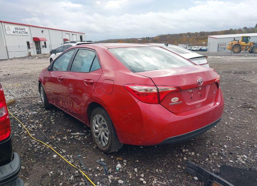 Photo 3 of 2017 Toyota Corolla LE (VIN 5YFBURHE0HP610452)