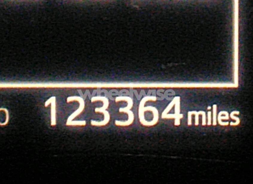 Photo 15 of 2017 Toyota Corolla SE (VIN 5YFBURHE0HP611195)