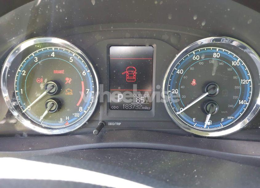 Photo 7 of 2017 Toyota Corolla LE (VIN 5YFBURHE0HP617658)