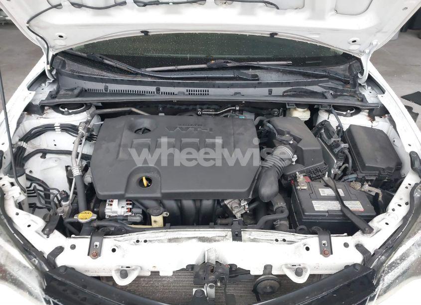 Photo 10 of 2017 Toyota Corolla LE (VIN 5YFBURHE0HP626294)