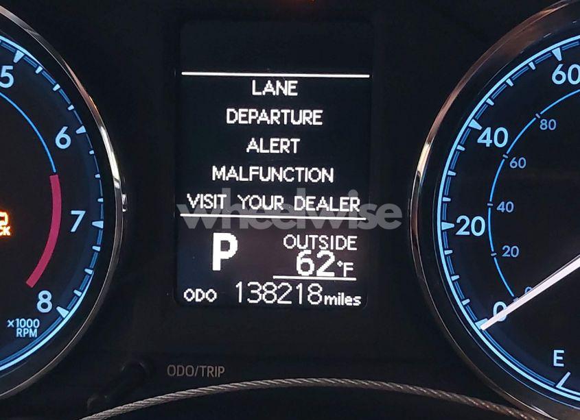 Photo 15 of 2017 Toyota Corolla LE (VIN 5YFBURHE0HP626294)