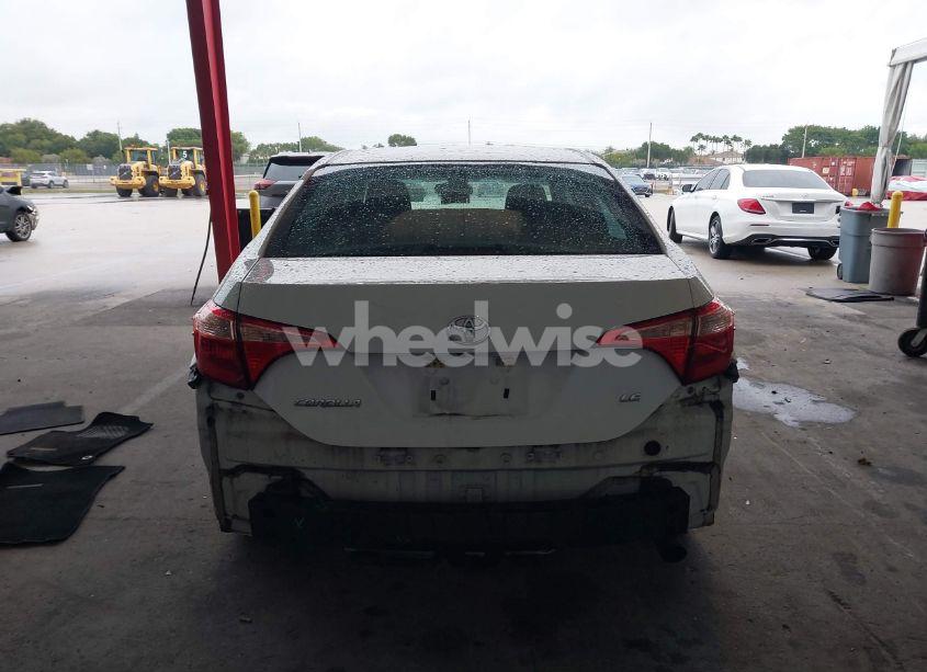 Photo 16 of 2017 Toyota Corolla LE (VIN 5YFBURHE0HP626294)