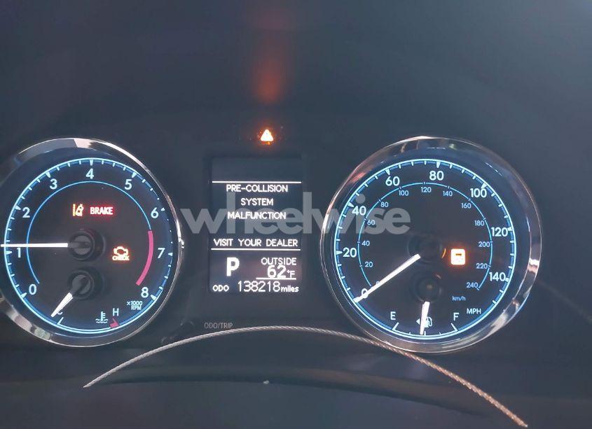 Photo 7 of 2017 Toyota Corolla LE (VIN 5YFBURHE0HP626294)