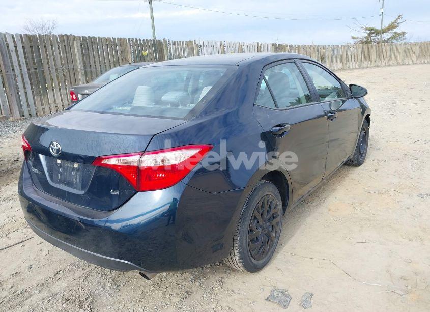 Photo 4 of 2017 Toyota Corolla LE (VIN 5YFBURHE0HP673048)