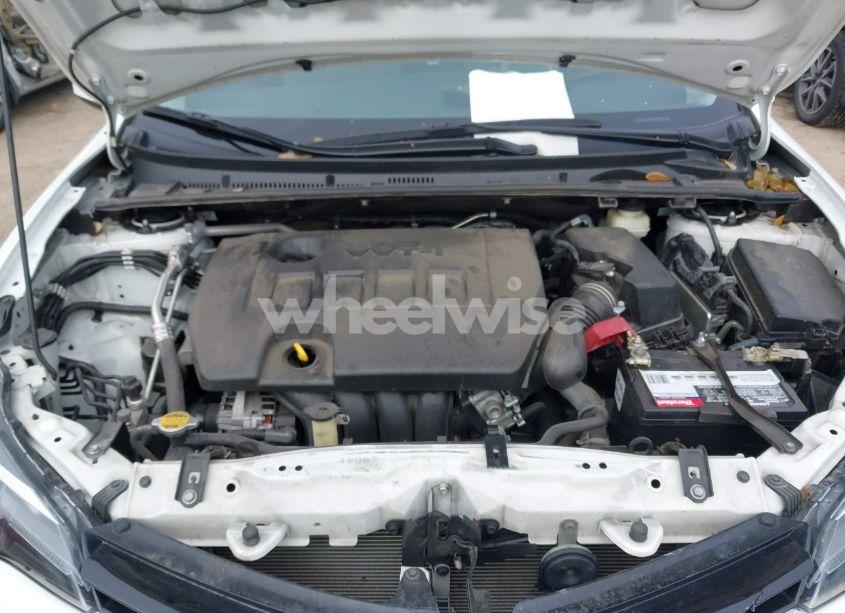 Photo 10 of 2017 Toyota Corolla LE (VIN 5YFBURHE0HP674460)