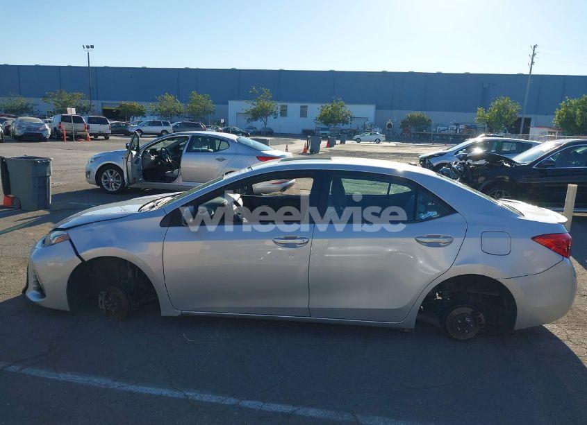 Photo 14 of 2017 Toyota Corolla L/LE/XLE/SE/XSE (VIN 5YFBURHE0HP678251)