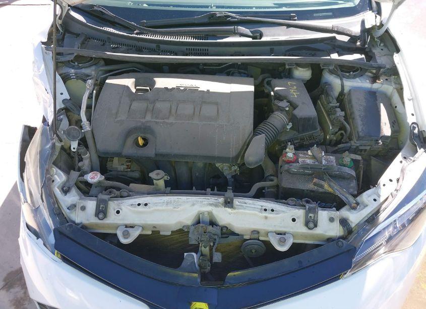 Photo 10 of 2017 Toyota Corolla LE (VIN 5YFBURHE0HP700992)